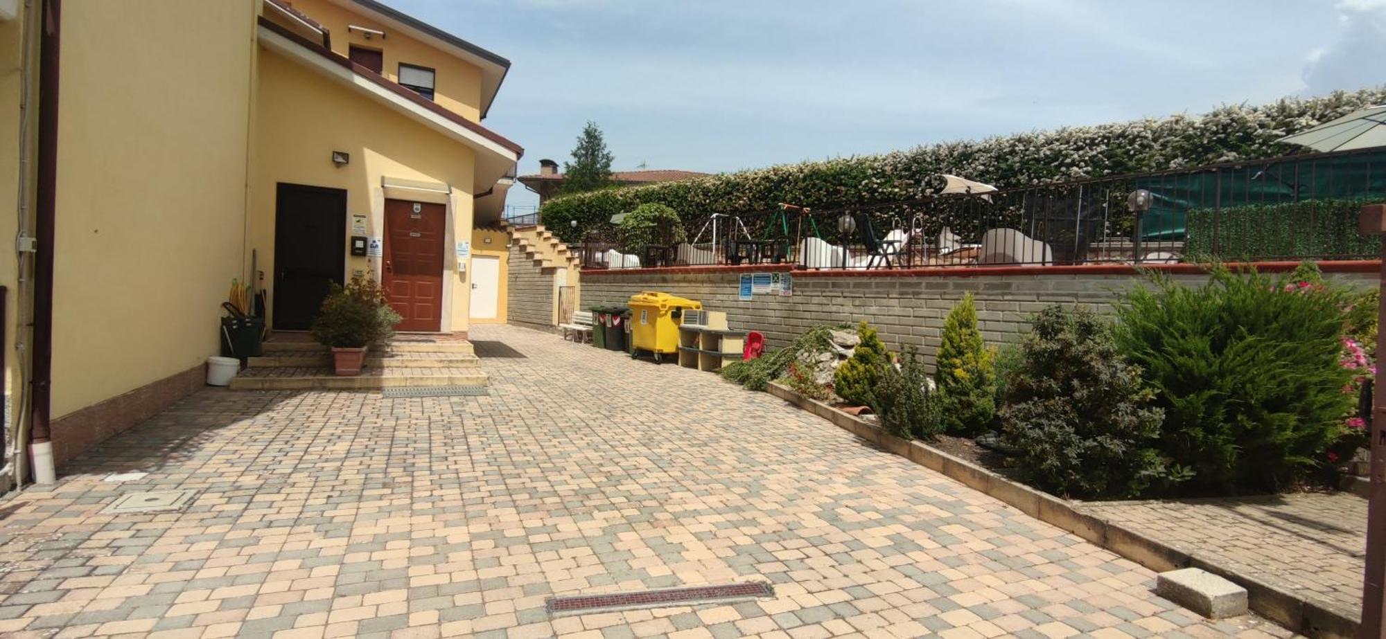 Complesso Turistico Aurora - Camere B&B Poggio Picenze Exterior foto